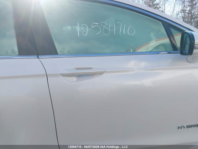 Продажа на аукционе авто 2015 Ford Fusion Se Hybrid, vin: 3FA6P0LU2FR308337, номер лота: 12584710