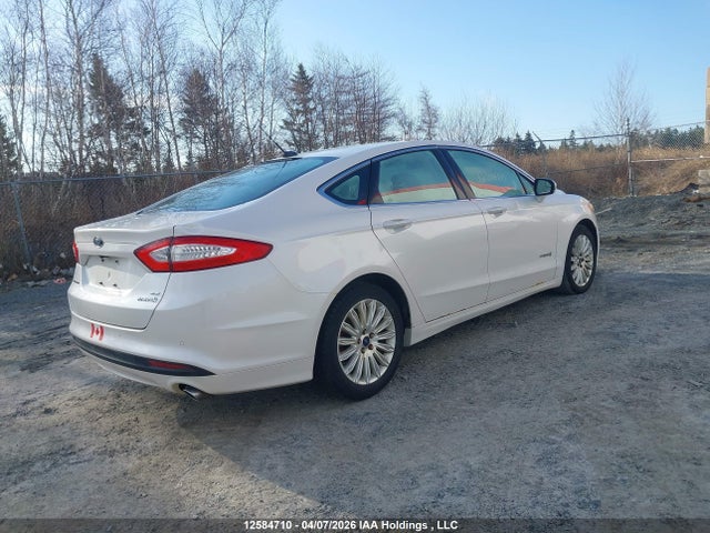 Продажа на аукционе авто 2015 Ford Fusion Se Hybrid, vin: 3FA6P0LU2FR308337, номер лота: 12584710