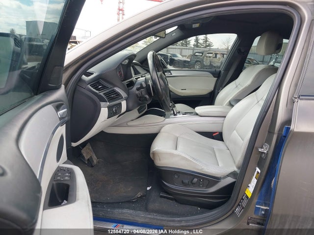 12584720 :رقم المزاد ، 5YMGZ0C58BLK14190 vin ، 2011 Bmw X6 M مزاد بيع