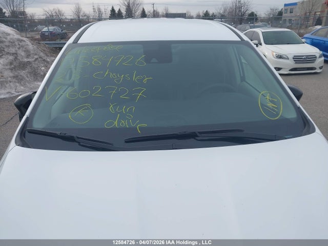 Chrysler Pacifica Touring L 2024 2C4RC1BG2RR107259 Image 17