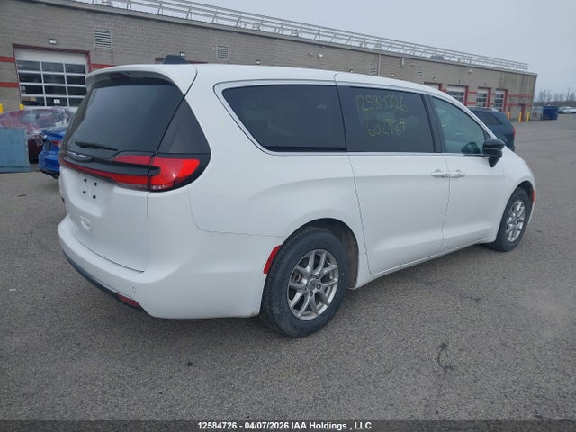 Chrysler Pacifica Touring L 2024 2C4RC1BG2RR107259 Image 4