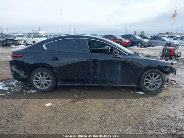 3MZBPAB77NM314394 Mazda Mazda3 Gx