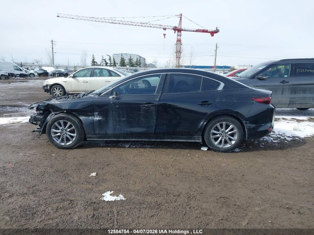 3MZBPAB77NM314394 Mazda Mazda3 Gx