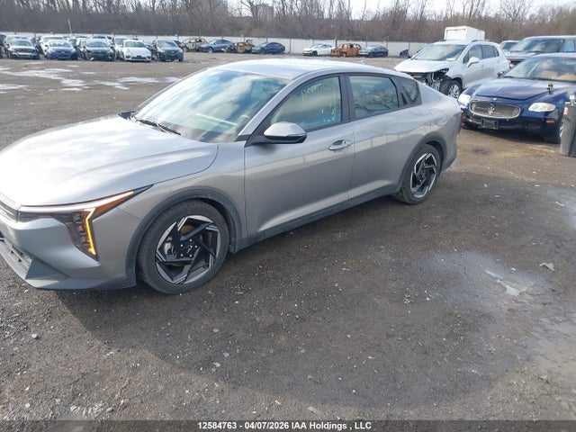 12584763 :رقم المزاد ، 3KPFU4DEXSE102198 vin ، 2025 Kia K4 Ex مزاد بيع