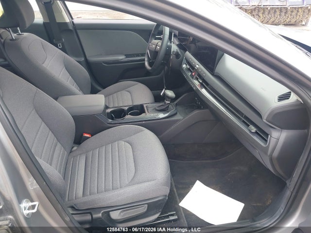 12584763 :رقم المزاد ، 3KPFU4DEXSE102198 vin ، 2025 Kia K4 Ex مزاد بيع