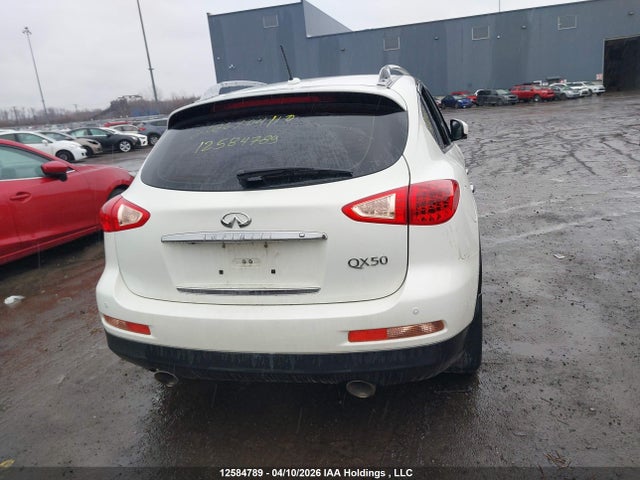 JN1BJ0HR9FM771957 Infiniti QX50