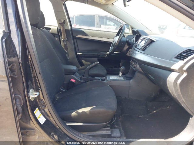 JA32X2HU0FU600203 Mitsubishi Lancer Sportback Se