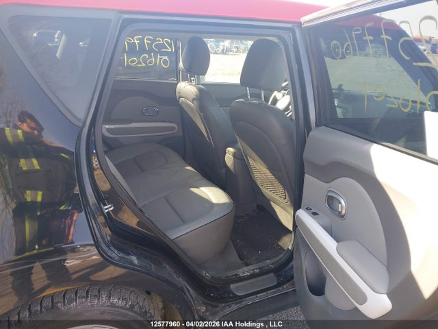 KNDJX3AE4G7016201 KIA Soul Ev Luxury