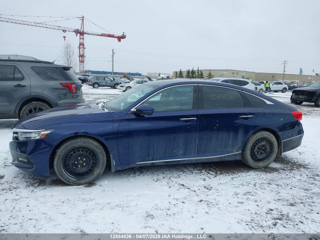 1HGCV1F91JA807442 Honda Accord Touring