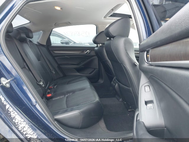 1HGCV1F91JA807442 Honda Accord Touring