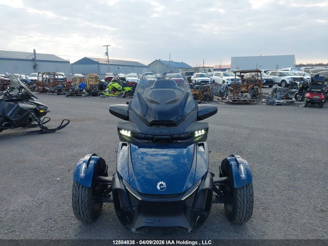 2024 Can-am Spyder Roadster Rt/rt Limited მანქანა იყიდება აუქციონზე, vin: 2BXNBDD2XRV002478, აუქციონის ნომერი: 12584838