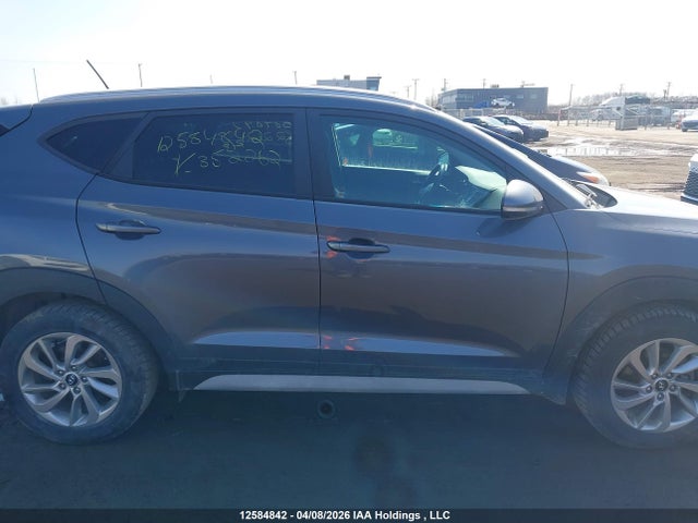 12584842 :رقم المزاد ، KM8J3CA43HU352262 vin ، 2017 Hyundai Tucson Limited/sport And Eco/se مزاد بيع