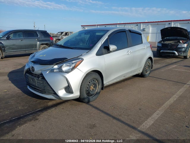 VNKKTUD30JA094234 Toyota YARIS LE
