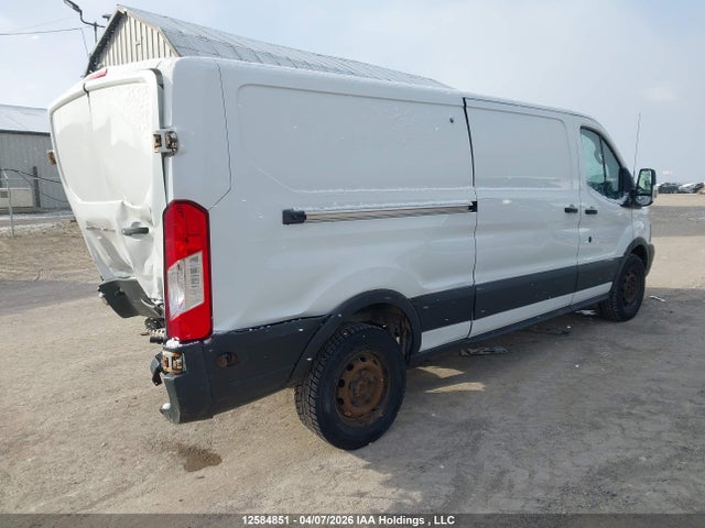 12584851 :رقم المزاد ، 1FTYE2YM7JKA66249 vin ، 2018 Ford Transit T-150 مزاد بيع