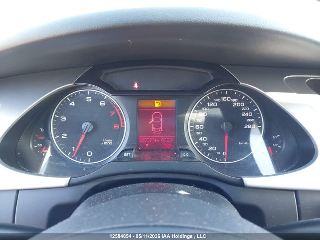 Aukcja sprzedaży 2011 Audi A4 2.0t 30 Years Of Quattro Edition/2.0t Premium, vin: WAUFFCFL0BN052047, numer aukcji: 12584854
