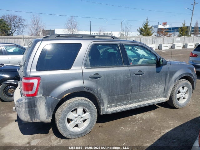 Продаж на аукціоні авто 2010 Ford Escape Xlt, vin: 1FMCU0DG6AKC38798, номер лоту: 12584859
