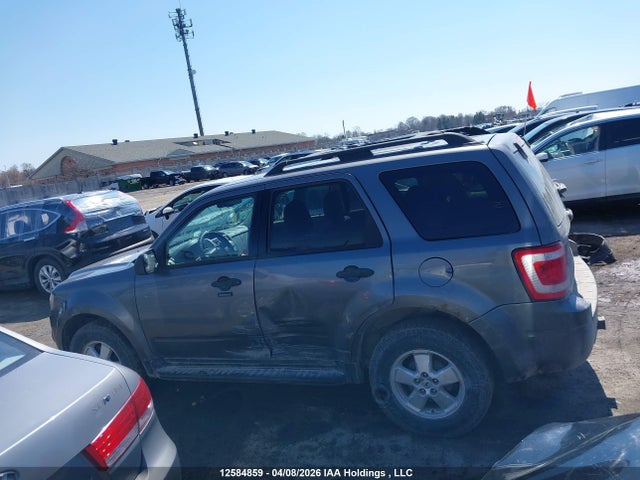 Продаж на аукціоні авто 2010 Ford Escape Xlt, vin: 1FMCU0DG6AKC38798, номер лоту: 12584859
