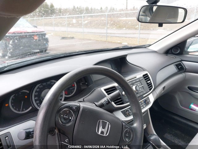 Продажа на аукционе авто 2015 Honda Accord Lx, vin: 1HGCR2F36FA803657, номер лота: 12584862