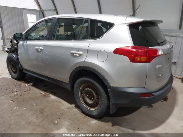 2015 Toyota Rav4 Le მანქანა იყიდება აუქციონზე, vin: 2T3BFREV3FW364899, აუქციონის ნომერი: 12584867