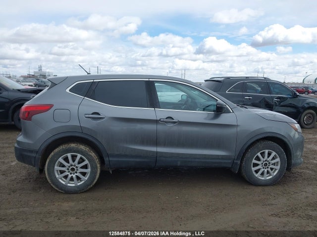 2017 Nissan Qashqai მანქანა იყიდება აუქციონზე, vin: JN1BJ1CP3HW012918, აუქციონის ნომერი: 12584875