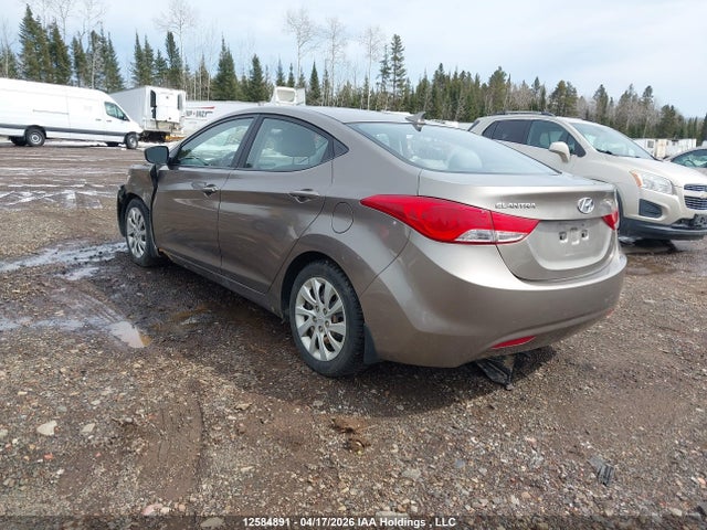 2013 Hyundai Elantra Gl მანქანა იყიდება აუქციონზე, vin: 5NPDH4AE2DH222382, აუქციონის ნომერი: 12584891
