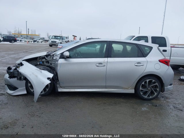 JTNKARJE9JJ574656 Toyota COROLLA IM
