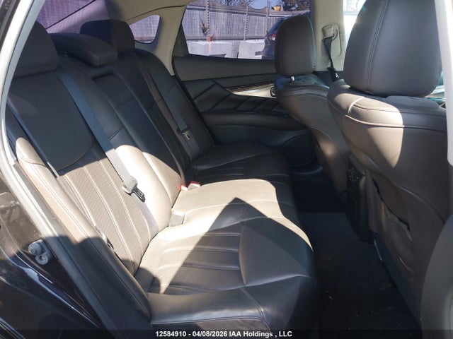 12584910 :رقم المزاد ، JN1BY1AR8BM374746 vin ، 2011 Infiniti M37x مزاد بيع