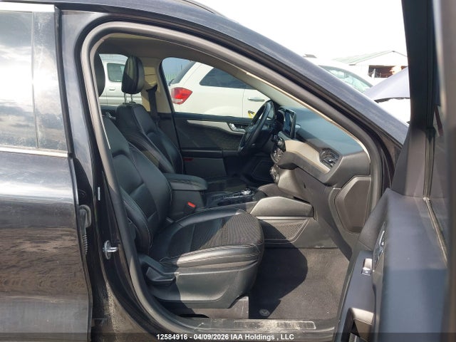 1FMCU9H6XLUC60171 Ford ESCAPE SEL