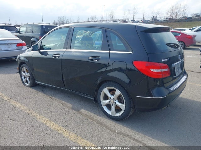 12584918 :رقم المزاد ، WDDMH4EB5EJ180661 vin ، 2014 Mercedes-benz B 250 Sports Tourer مزاد بيع