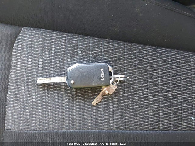KNDRGDLG3N5088216 KIA SORENTO S