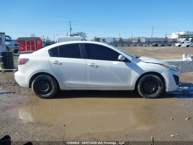 2011 Mazda 3 I მანქანა იყიდება აუქციონზე, vin: JM1BL1VFXB1423393, აუქციონის ნომერი: 12584924