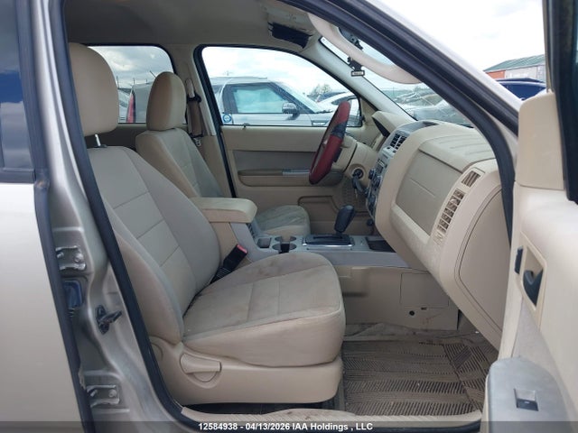 Продажа на аукционе авто 2011 Ford Escape Xlt, vin: 1FMCU0DG9BKA40315, номер лота: 12584938