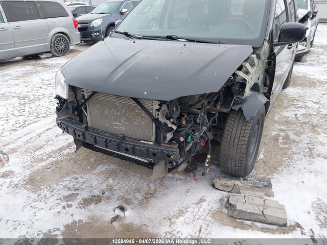 2C4RDGBG8FR702600 Dodge Grand Caravan Se/sxt