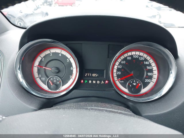 2C4RDGBG8FR702600 Dodge Grand Caravan Se/sxt