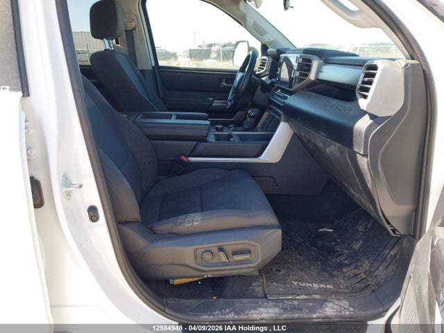 2024 Toyota Tundra Crewmax Sr/crewmax Sr5 მანქანა იყიდება აუქციონზე, vin: 5TFLA5DB7RX147956, აუქციონის ნომერი: 12584948