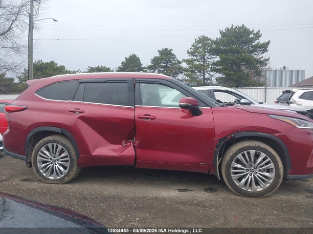 2023 Toyota Highlander Hybrid Hybrid მანქანა იყიდება აუქციონზე, vin: 5TDEBRCH3PS121408, აუქციონის ნომერი: 12584953