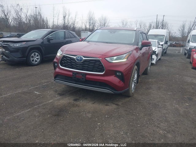 2023 Toyota Highlander Hybrid Hybrid მანქანა იყიდება აუქციონზე, vin: 5TDEBRCH3PS121408, აუქციონის ნომერი: 12584953