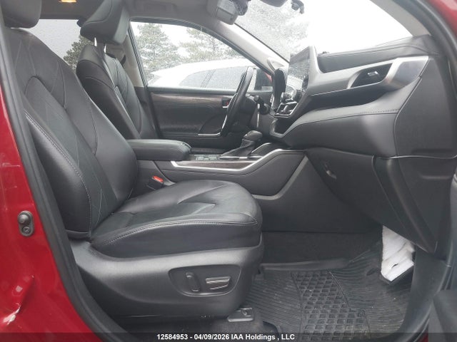 2023 Toyota Highlander Hybrid Hybrid მანქანა იყიდება აუქციონზე, vin: 5TDEBRCH3PS121408, აუქციონის ნომერი: 12584953