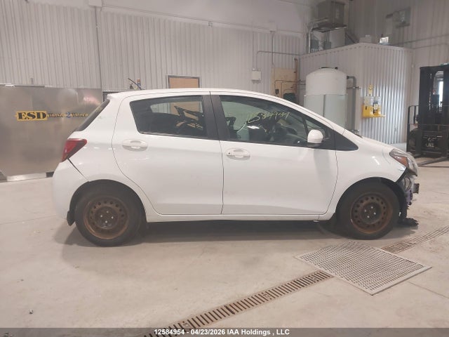 2017 Toyota Yaris Le მანქანა იყიდება აუქციონზე, vin: VNKKTUD31HA075069, აუქციონის ნომერი: 12584954