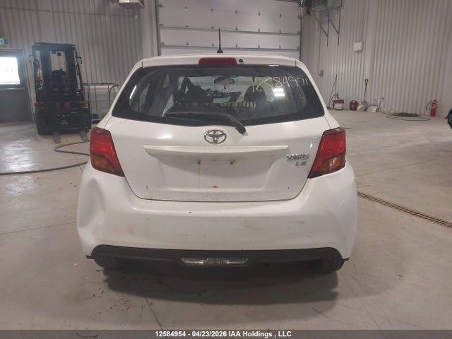 2017 Toyota Yaris Le მანქანა იყიდება აუქციონზე, vin: VNKKTUD31HA075069, აუქციონის ნომერი: 12584954