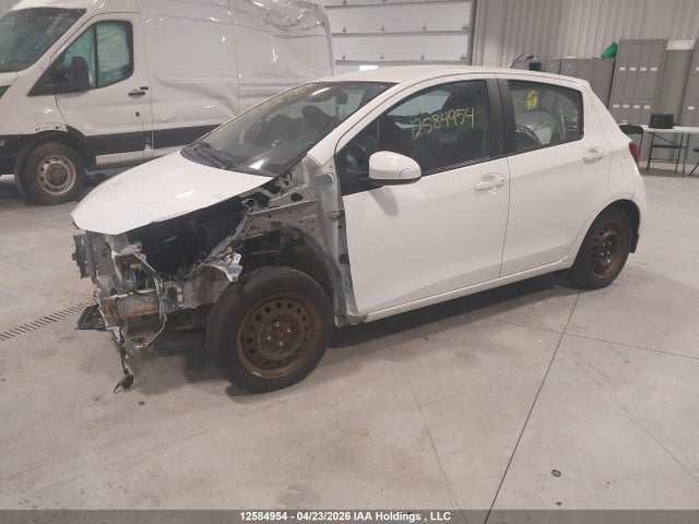 2017 Toyota Yaris Le მანქანა იყიდება აუქციონზე, vin: VNKKTUD31HA075069, აუქციონის ნომერი: 12584954