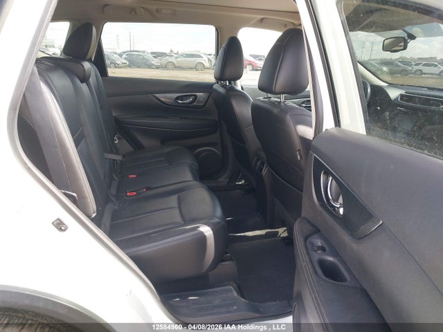 5N1AT2MV1FC786858 Nissan Rogue S/sl/sv