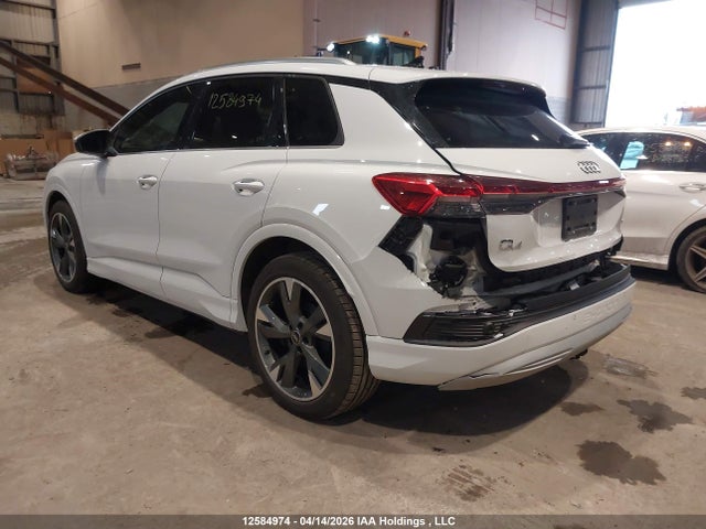 12584974 :رقم المزاد ، WA1GUAFZ7RP057034 vin ، 2024 Audi Q4 E-tron مزاد بيع