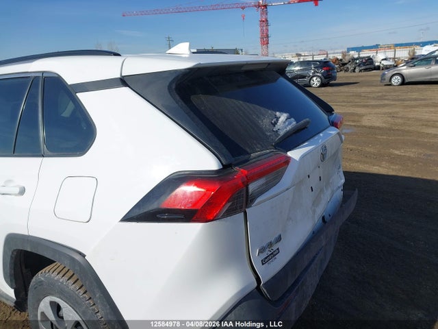 2020 Toyota Rav4 Le მანქანა იყიდება აუქციონზე, vin: 2T3B1RFV2LC098348, აუქციონის ნომერი: 12584978