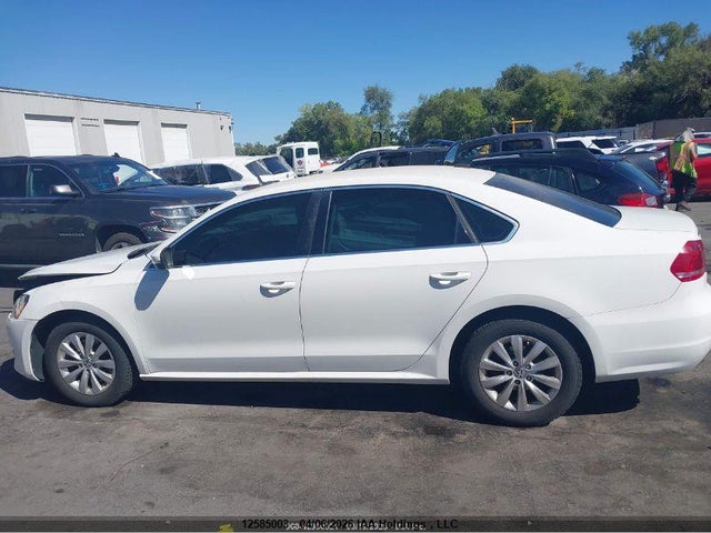 2015 Volkswagen Passat 1.8t Limited Edition/1.8t S/1.8t Wolfsburg Edition მანქანა იყიდება აუქციონზე, vin: 1VWAS7A31FC114836, აუქციონის ნომერი: 12585003