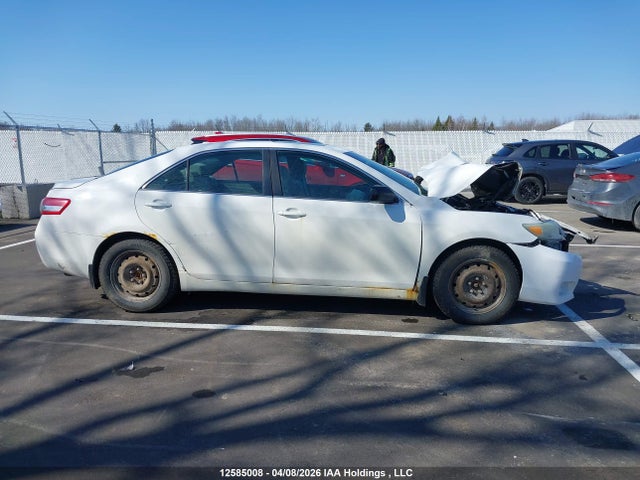 12585008 :رقم المزاد ، 4T1BF3EK5AU561397 vin ، 2010 Toyota Camry Se/le/xle مزاد بيع