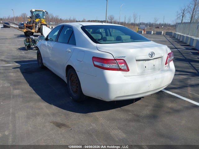 12585008 :رقم المزاد ، 4T1BF3EK5AU561397 vin ، 2010 Toyota Camry Se/le/xle مزاد بيع