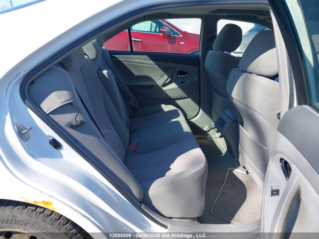 12585008 :رقم المزاد ، 4T1BF3EK5AU561397 vin ، 2010 Toyota Camry Se/le/xle مزاد بيع