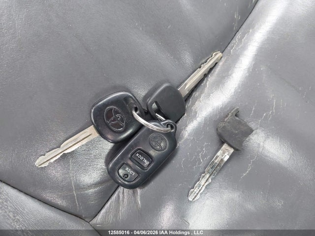 2001 Toyota Camry Ce V6/xle V6 მანქანა იყიდება აუქციონზე, vin: JT2BF22K510340661, აუქციონის ნომერი: 12585016