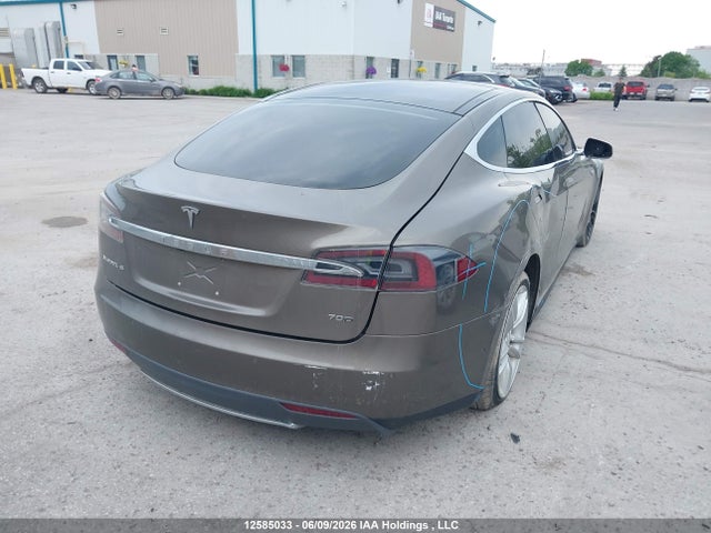 Tesla Model S 70d/85d/p85d 2015 5YJSA1E21FF106621 Image 4